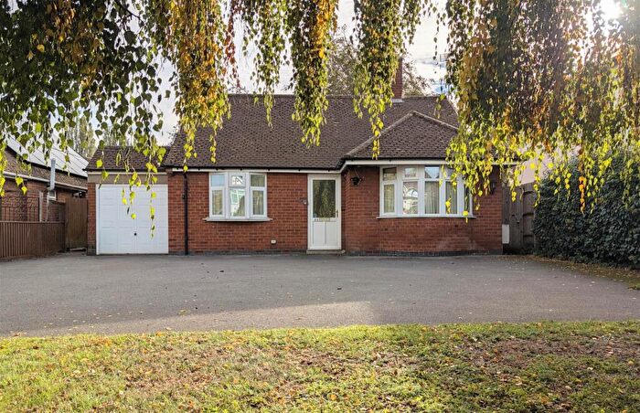 2 Bedroom Detached Bungalow For Sale In Tewkesbury Road, Longford, Gloucester, GL2