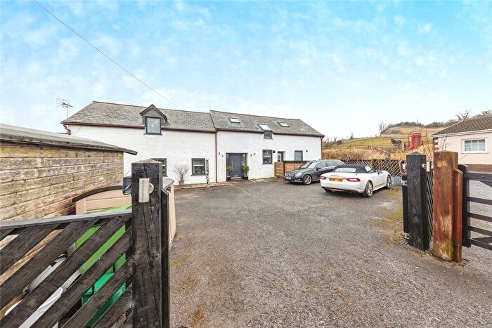 4 Bedroom Detached House For Sale In Crwbin, Kidwelly, Dyfed, SA17