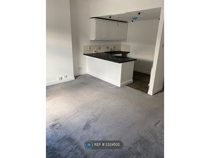 2 Bedroom Flat To Rent In Pemberton, Wigan, WN5