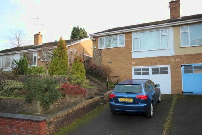 2 Bedroom Bungalow To Rent In Sutton Park Road, Kidderminster, DY11