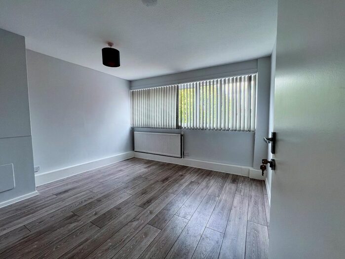 4 Bedroom Flat To Rent In Stafford Court, Copley Close, London, W7