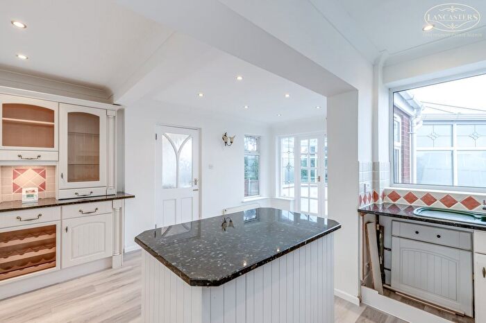 2 Bedroom Semi-Detached House For Sale In Hillside Avenue, Blackrod, Bolton, BL6