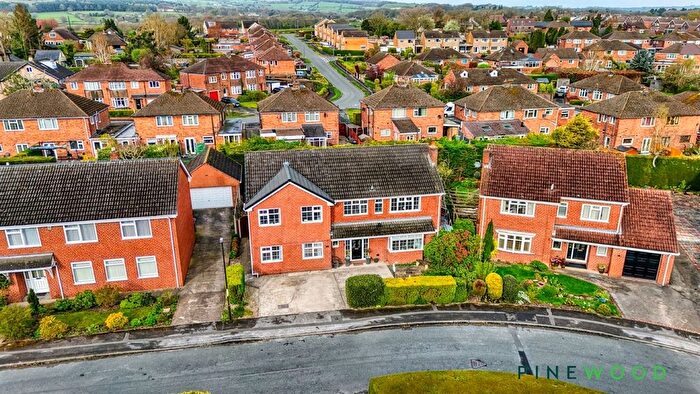 6 Bedroom Detached House For Sale In Pear Tree Avenue, Wingerworth, S42