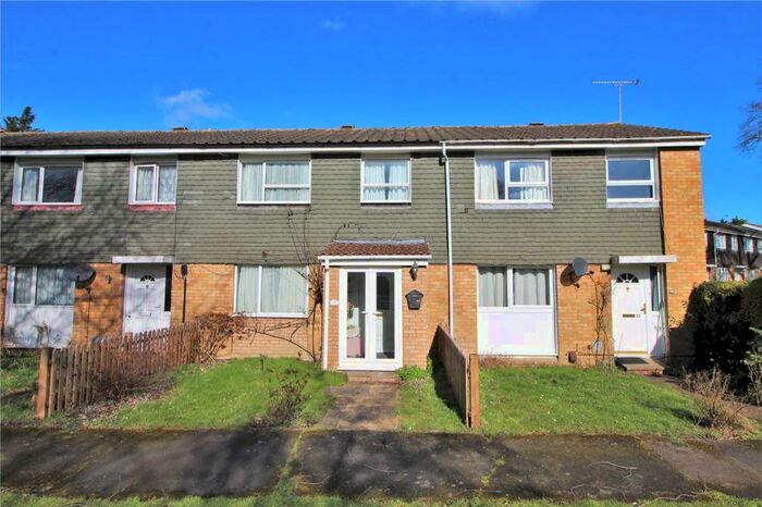 3 Bedroom Terraced House To Rent In Gilbert Road, Frimley, GU16