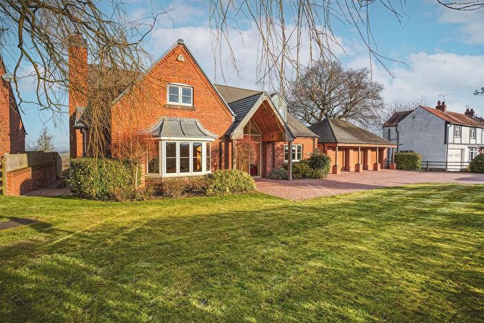 5 Bedroom Detached House For Sale In Cloves Hill, Morley, Derbyshire, DE7