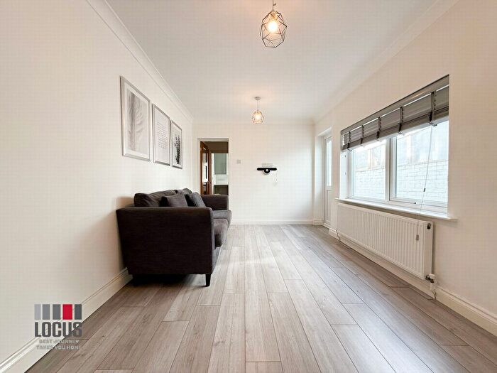 2 Bedroom Maisonette To Rent In Croyland Road, Edmonton, N9