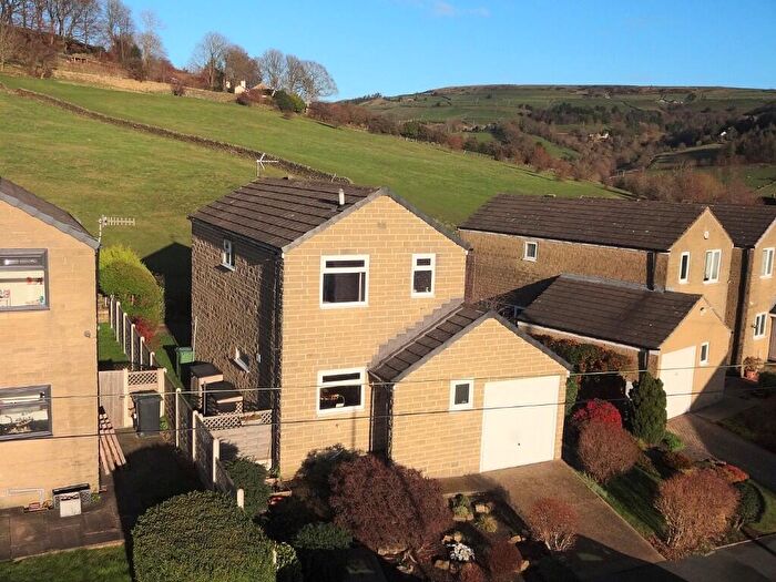 3 Bedroom Detached House For Sale In A Kershaw Drive, Luddenden Foot, HX2