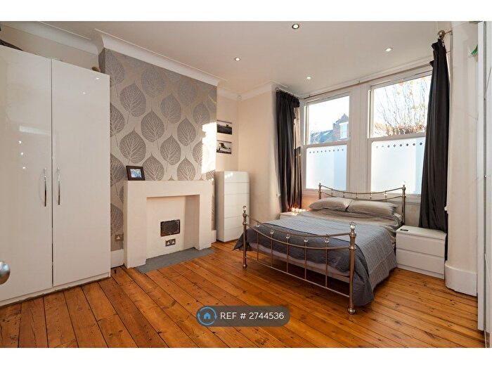 1 Bedroom Flat To Rent In Charlton Road, London, SE3