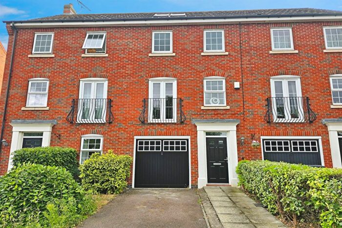 4 Bedroom Terraced House For Sale In Cartwright Way, Beeston, NG9