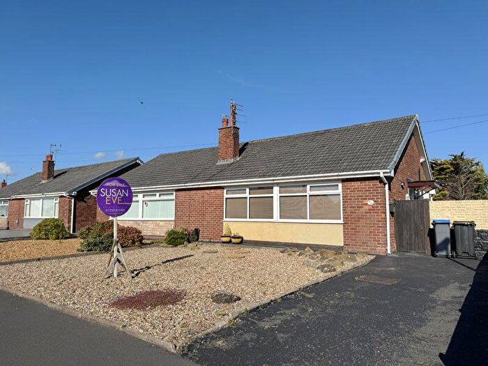 2 Bedroom Semi-Detached Bungalow For Sale In Denville Avenue - Thornton Cleveleys -, FY5
