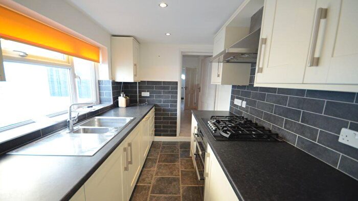 2 Bedroom Terraced House To Rent In Westfield Road, Caversham, Reading, RG4