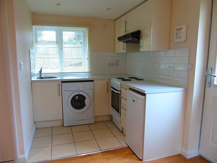 1 Bedroom Flat To Rent In John Buchan Road, Oxford, OX3