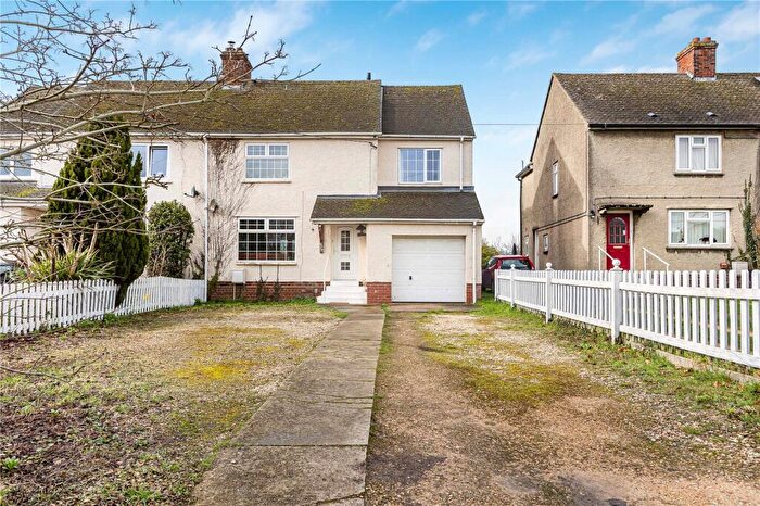 4 Bedroom Semi Detached House For Sale In Rutten Lane, Yarnton, OX5