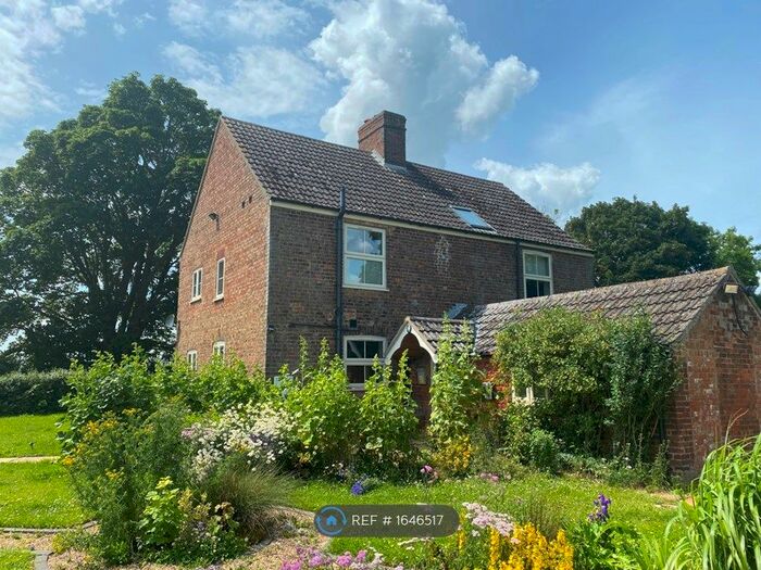 4 Bedroom Detached House To Rent In Holbeach St. Marks, Holbeach, Spalding, PE12