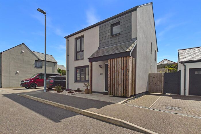 4 Bedroom Detached House For Sale In Pipers Parade, Crantock, TR8