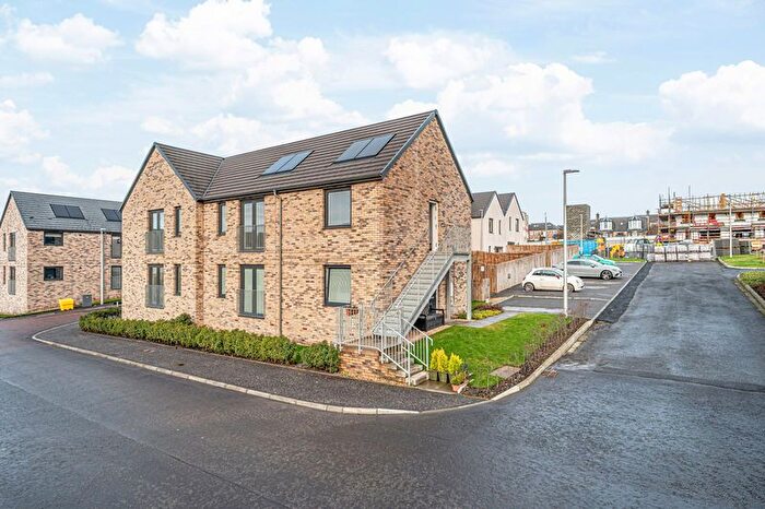 2 Bedroom Flat For Sale In Kelhope View, Kirkcaldy, KY1