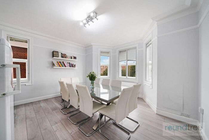 4 Bedroom Flat For Sale In Brent View House, North Circular Road, Golders Green, NW11