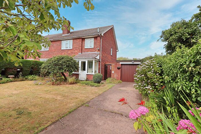 3 Bedroom Semi Detached House For Sale In Marrek, Back Lane, Misson, Nottinghamshire, DN10