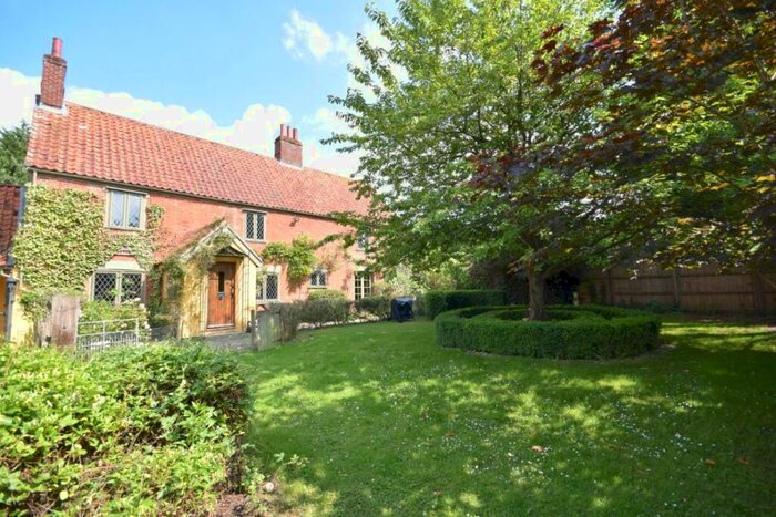 3 Bedroom Detached House To Rent In Loch Lane, Watton, IP25