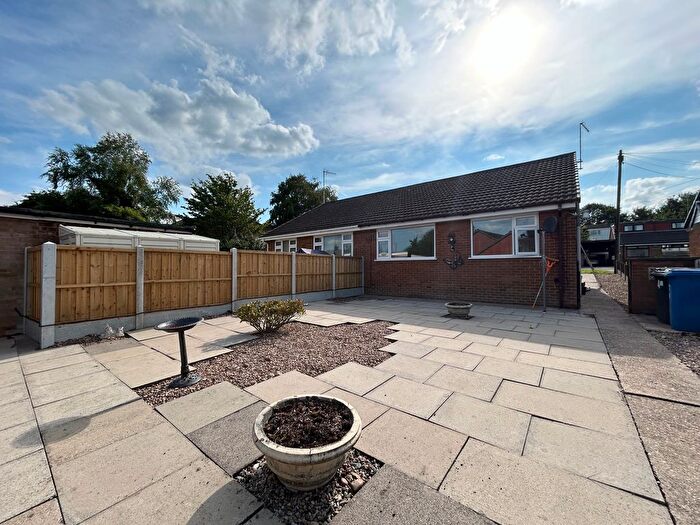 2 Bedroom Bungalow To Rent In Wharf Lane, Staveley, Chesterfield, S43