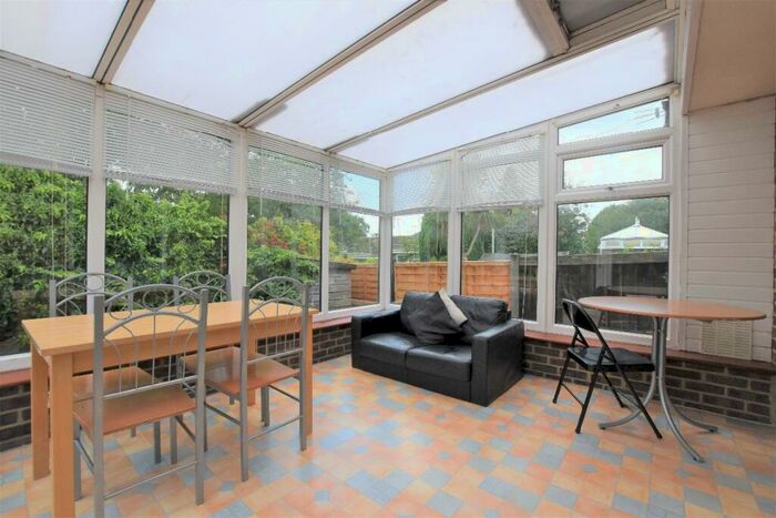 3 Bedroom Bungalow To Rent In Headcorn Drive, Canterbury, CT2