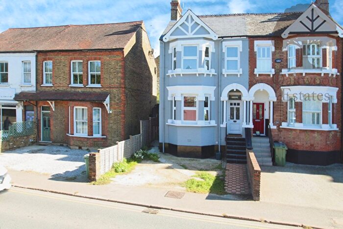 3 Bedroom Maisonette To Rent In Cowley Road, Uxbridge, UB8
