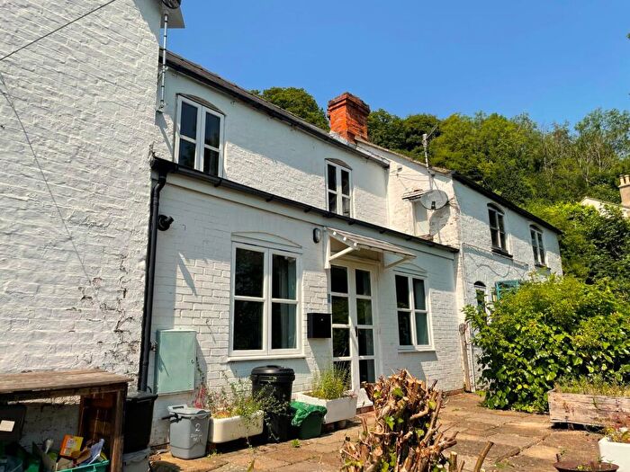2 Bedroom Terraced House For Sale In Butterrow Hill, Stroud, GL5