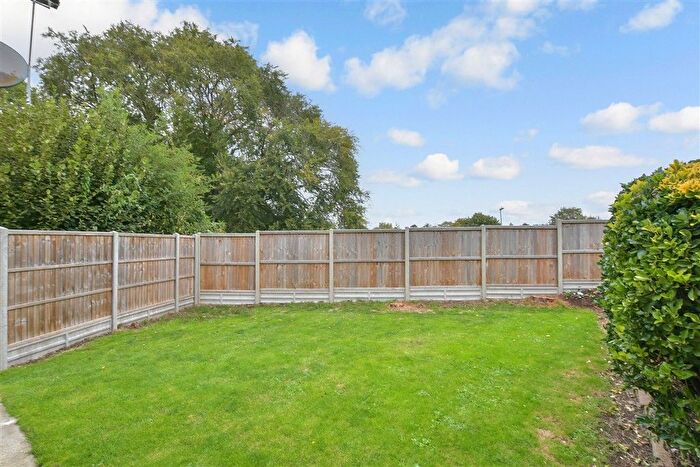 3 Bedroom Semi-detached House For Sale In Bramley Avenue, Faversham, Kent, ME13