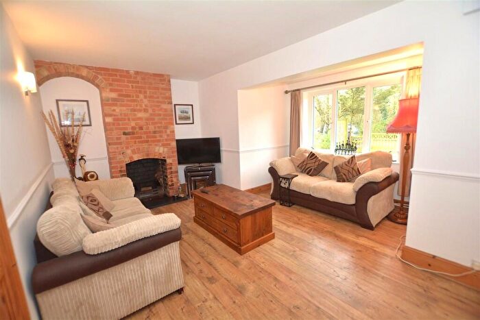 3 Bedroom Semi-Detached House For Sale In Brough Lane, Brough, Newark, NG23