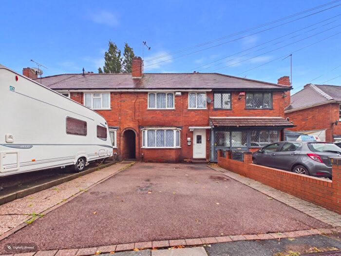 3 Bedroom Terraced House For Sale In Curbar Road, Birmingham, B42