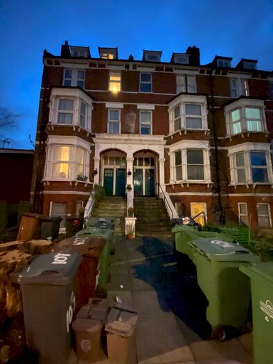 1 Bedroom Flat To Rent In Whipps Cross Rd, Whipps Cross, E11