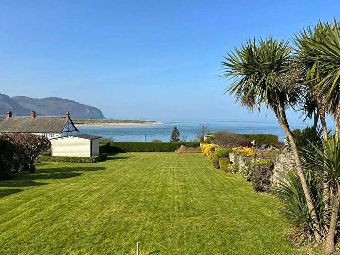 2 Bedroom Detached Bungalow For Sale In Sandbanks, Deganwy Village, Conwy., LL31