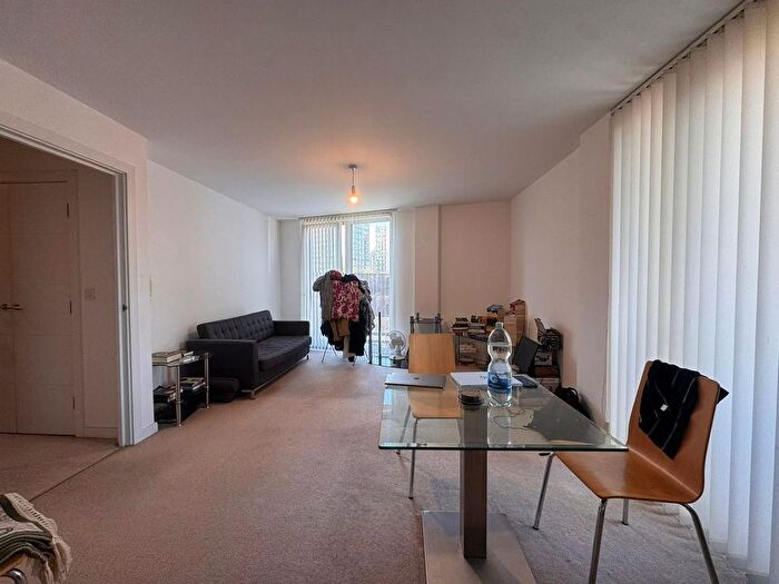 1 Bedroom Flat To Rent In Blackfriars Road, Salford, M3