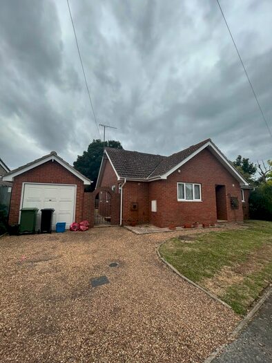 3 Bedroom Bungalow To Rent In Mill Road, Southminster, CM0