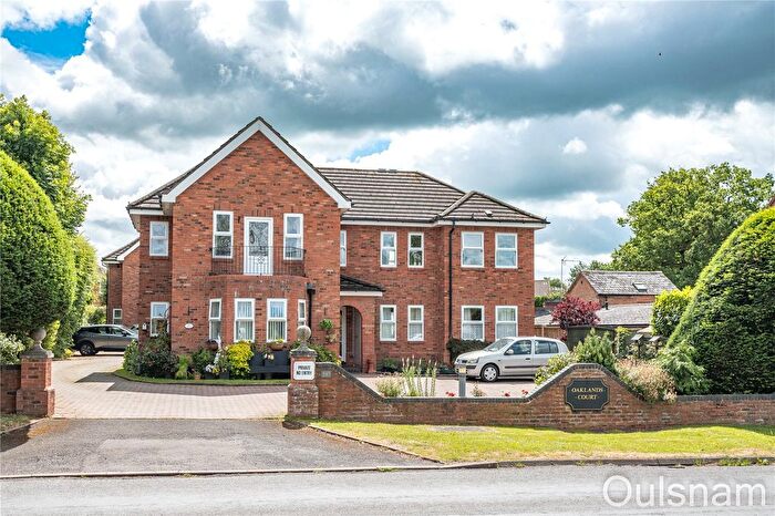 2 Bedroom Flat For Sale In Worcester Road, Stoke Heath, Bromsgrove, Worcestershire, B61