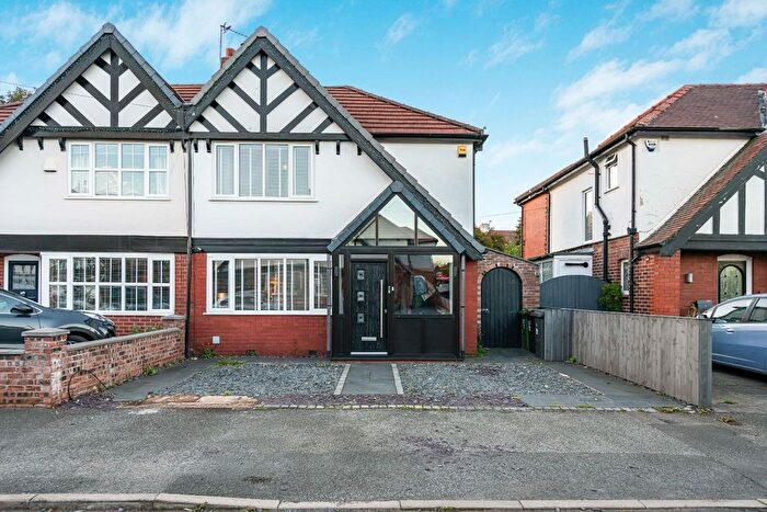 3 Bedroom Semi-Detached House For Sale In Brookfield Street, Leigh, WN7