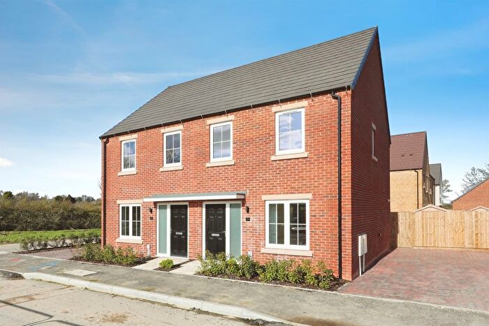 2 Bedroom Semi-Detached House For Sale In Butterfly Road, Retford, DN22