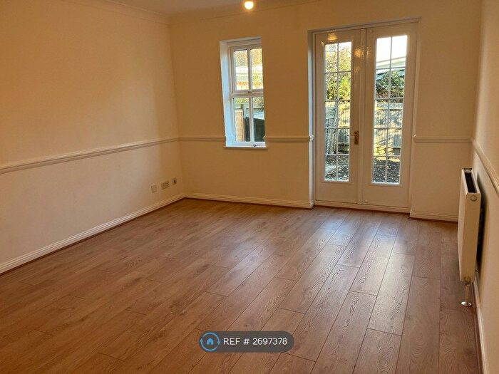 2 Bedroom Terraced House To Rent In Heather Close, London, SE13