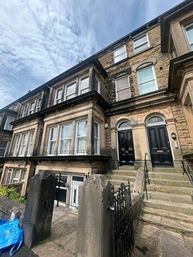 2 Bedroom Flat To Rent In Park View, Harrogate, North Yorkshire, HG1