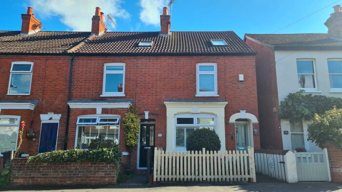 3 Bedroom Property To Rent In Murrin Road, Maidenhead, SL6