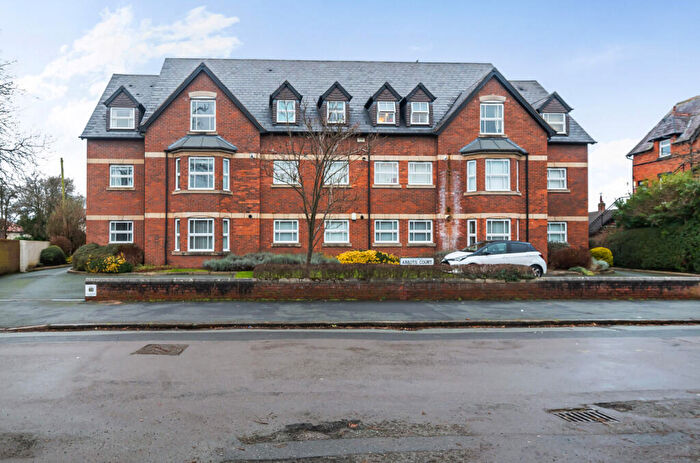 2 Bedroom Apartment For Sale In Eversley Park, Chester, Cheshire, CH2