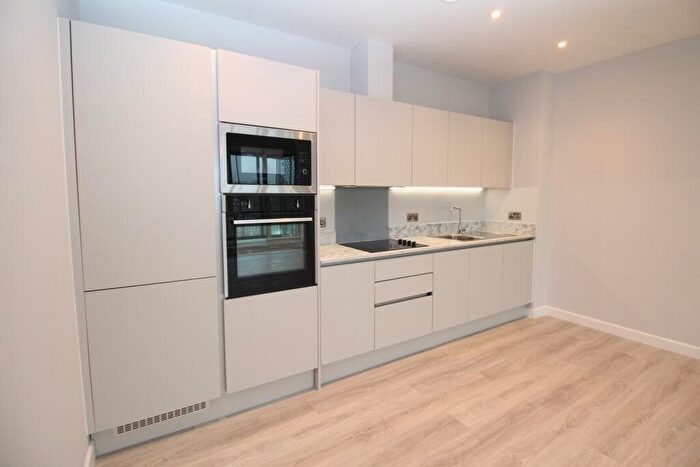2 Bedroom Apartment To Rent In Radford Way, CM12