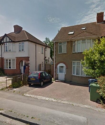 6 Bedroom Semi-Detached House To Rent In Wharton Road, Headington, Hmo Ready Sharers, OX3