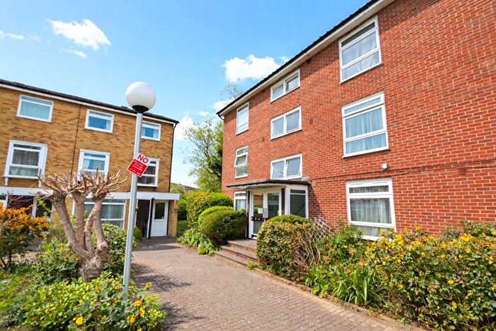 1 Bedroom Apartment To Rent In Cotelands, Croydon, CR0