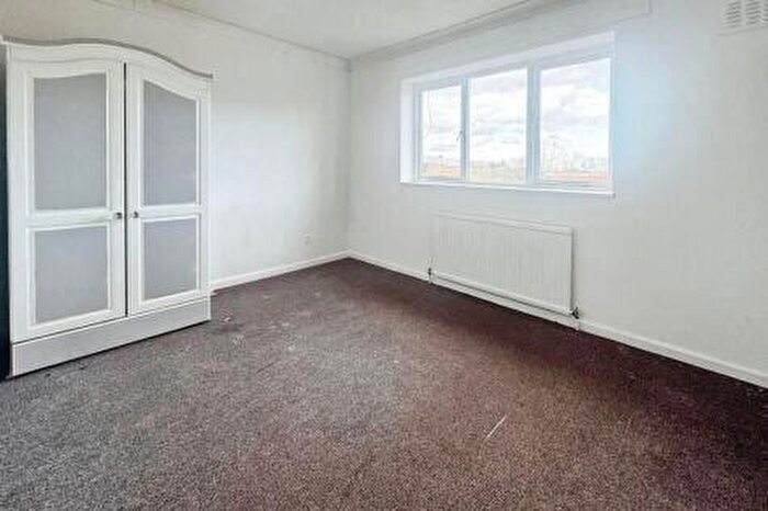 2 Bedroom Semi-Detached House For Sale In Sycamore Road, Carlton-in-Lindrick, Worksop, Nottinghamshire, S81