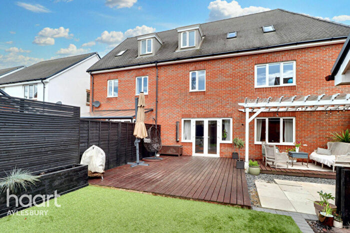 4 Bedroom Terraced House For Sale In Colney Road, Aylesbury, HP18