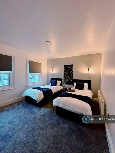 5 Bedroom Terraced House To Rent In Elm Park Road, Reading, RG30