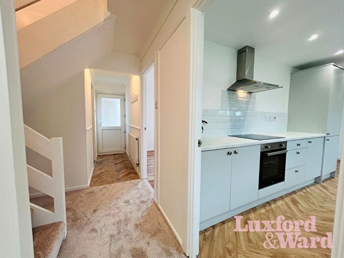 3 Bedroom Terraced House For Sale In Wisden Road, Stevenage, SG1