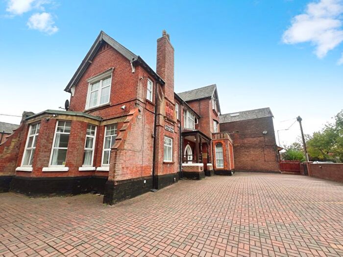 1 Bedroom Flat To Rent In High Street, Great Lever, Bolton, BL3