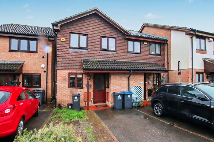 3 Bedroom Terraced House To Rent In Watlings Close, Shirley, CR0